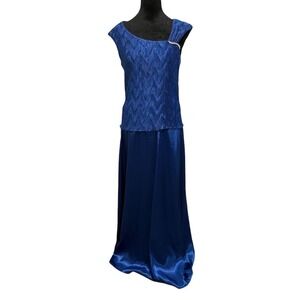 Patra Royal Blue Evening Gown Textured Bodice Rhinestone Brooch Formal Dress 12